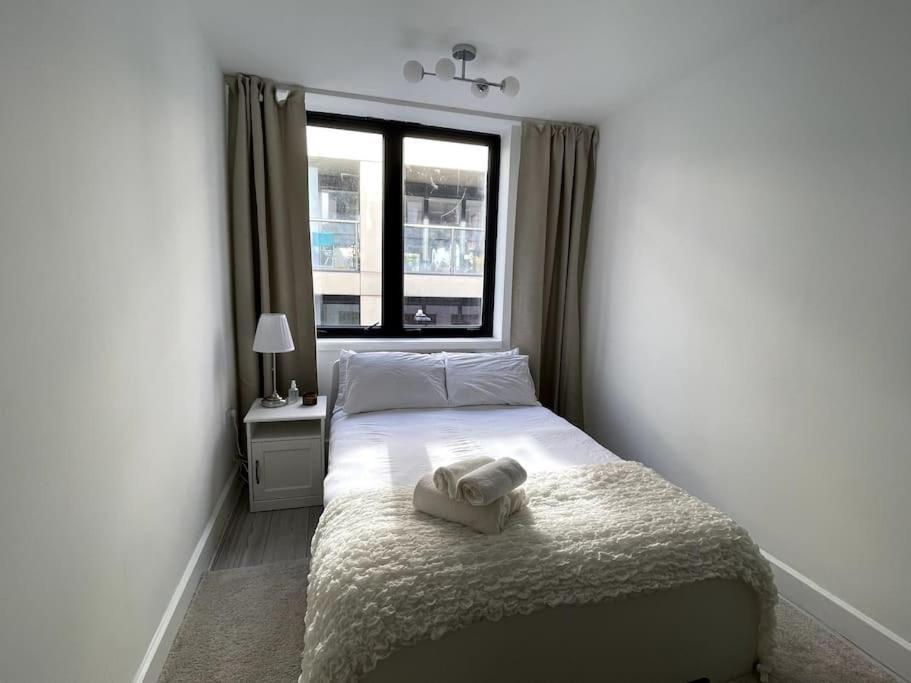 2 Bedroom Central London Apartment Modern And Stylish Exterior photo